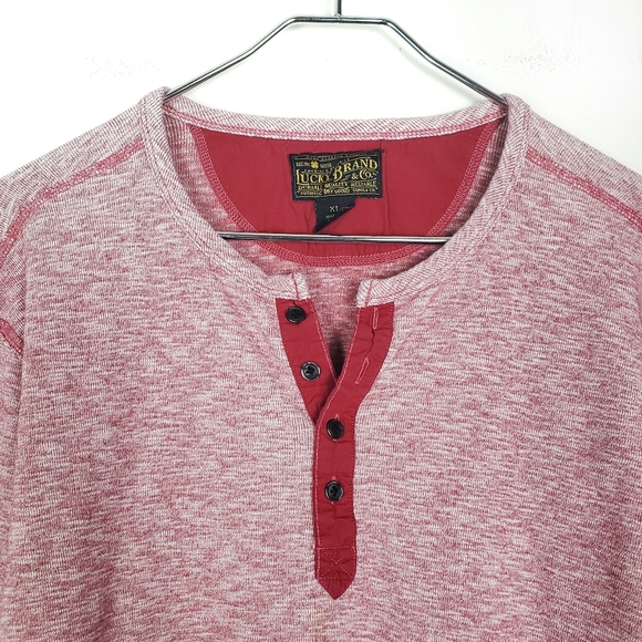 LUCKY BRAND Men's Red & White Space Dye Long Sleeve Buttoned Pull Over Size: XL - Picture 2 of 7
